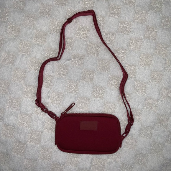 SEPHORA X DAGNE DOVER Limited-Edition Mara Neoprene Phone Sling Burgundy - Picture 3 of 8